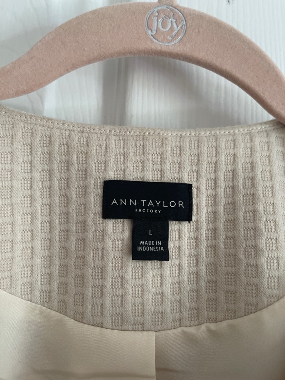 Ann Taylor Classic Cream Women's Collarless Jacket - Picture 2 of 5